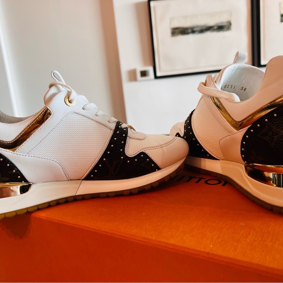 LOUIS VUITTON Run Away Sneakers - NEW - Picture 2 of 10